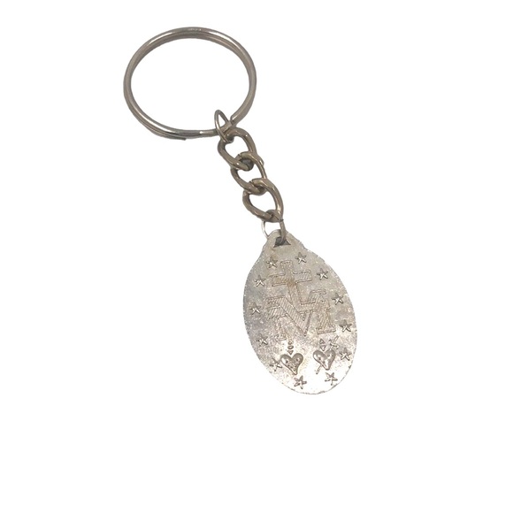 Silver Metal Tone Religious Virgin Mary Oval Keychain - Picture 2 of 4